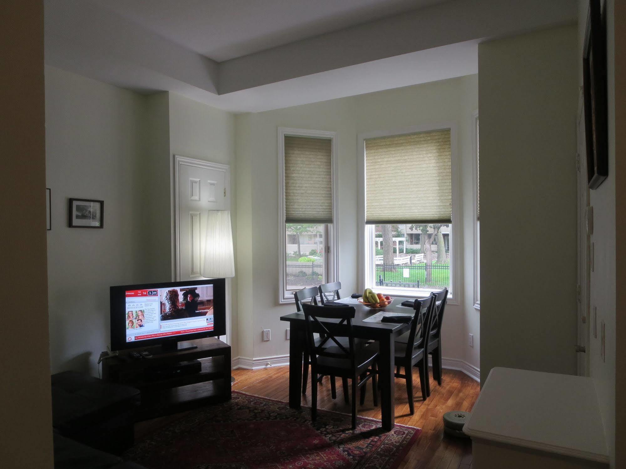 Executive Underground Apartment *